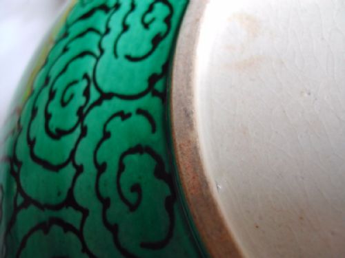 A FINE PAIR OF AO KUTANI SHALLOW DISHES 19TH CENTURY - ADDITIONAL PHOTO 7