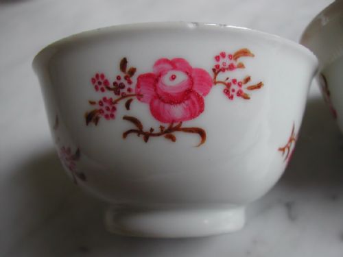 A PAIR OF CHINESE EXPORT WARE TEA BOWLS FROM THE SECOND HALF OF THE 18TH CENTURY - ADDITIONAL PHOTO 7