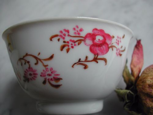A PAIR OF CHINESE EXPORT WARE TEA BOWLS FROM THE SECOND HALF OF THE 18TH CENTURY - ADDITIONAL PHOTO 8