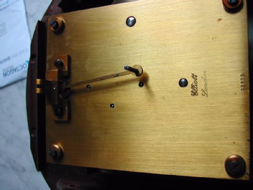 ROYAL MAIL ISSUED GPO WALL CLOCK WITH KINGS CYPHER DATED 1948 BY ELLIOTT OF LONDON - ADDITIONAL PHOTO 8