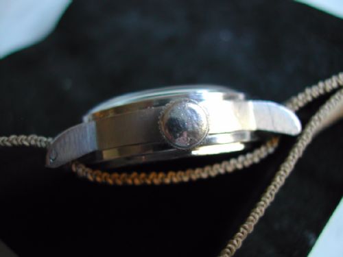 A FINE BRAVINGTONS WETWRISTA MILITARY STYLE WATCH CIRCA 1940 - ADDITIONAL PHOTO 3