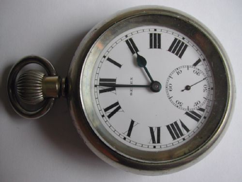 LNER RAILWAY ISSUED POCKET WATCH BY SELEX NO LNER 5484 PRE 1948 - ADDITIONAL PHOTO 2