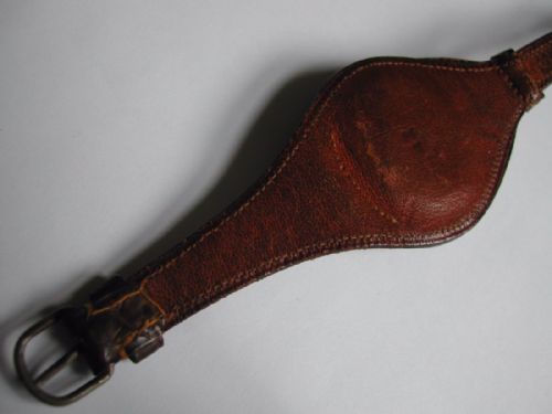 RARE PRE WW1 CENTRE SECONDS SMALL FOB WATCH AND SILVER RIMMED LEATHER STRAP CIRCA 1910 - ADDITIONAL PHOTO 3