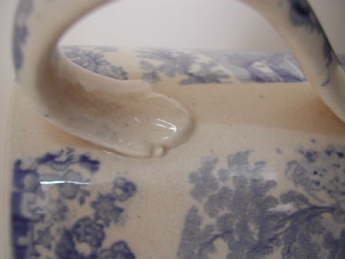 A PAIR OF ENGLISH POTTERY BLUE AND WHITE TRANSFER PRINT QUART TANKARDS CIRCA 1830 - ADDITIONAL PHOTO 13