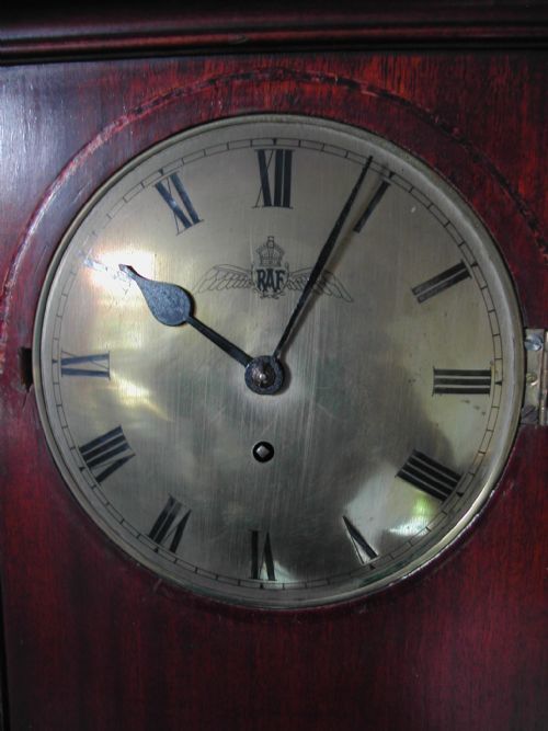 A VERY RARE ENGLISH CLOCK WATCH MANUFACTURES RAF CLOCK DATED 1927 - ADDITIONAL PHOTO 1
