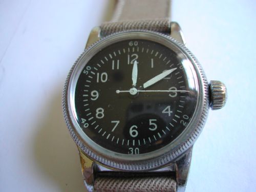 ww2 waltham a11 us army issued pilots watch in screw front and back case circa 1945 - CATEGORY: ANTIQUE CLOCKS - DATED 1940