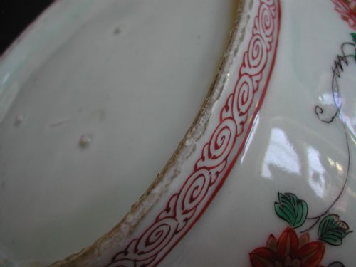 JAPANESE IMARI SCALLOPED SHAPED SERVING DISH DATING TO THE FIRST QUARTER 18TH CENTURY - ADDITIONAL PHOTO 8