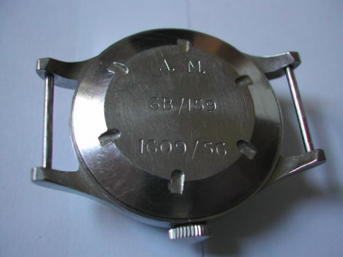 OMEGA 1956 VERSION MILITARY PILOTS OR NAVIGATORS WATCH ISSUE NO 1609 DATED 1956 - ADDITIONAL PHOTO 5
