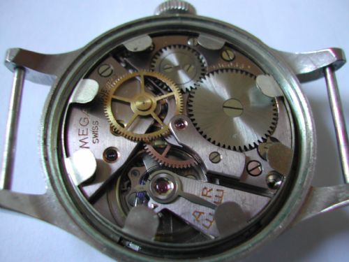 OMEGA 1956 VERSION MILITARY PILOTS OR NAVIGATORS WATCH ISSUE NO 1609 DATED 1956 - ADDITIONAL PHOTO 8