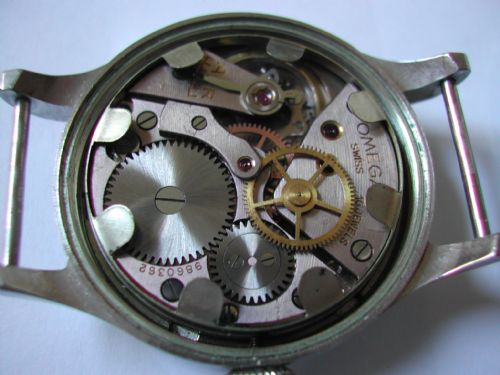 OMEGA 1956 VERSION MILITARY PILOTS OR NAVIGATORS WATCH ISSUE NO 1609 DATED 1956 - ADDITIONAL PHOTO 9