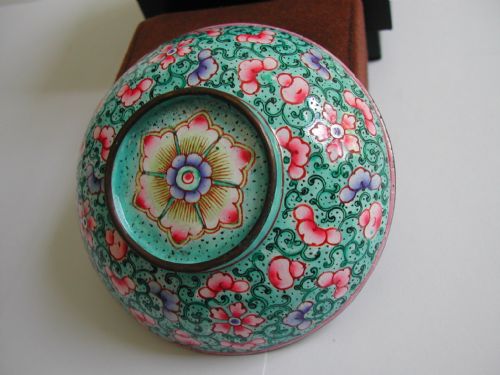 CHINESE CANTON ENAMEL SMALL BOWL DATING TO THE 19TH CENTURY - ADDITIONAL PHOTO 2