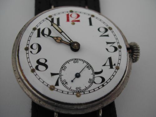 WW1 GREAT WAR TRENCH WATCH IN A WATERPROOF DESIGN CASE CIRCA 1916 - ADDITIONAL PHOTO 3