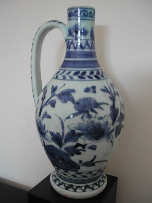 FOR SALE THIS VERY RARE FINE EARLY JAPANESE ARITA BLUE AND WHITE MUG OR EWER CIRCA 1670 - ADDITIONAL PHOTO 3