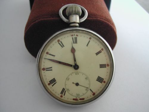 rare royal artillery issue pocket watch dating to between ww1 ww2 - CATEGORY: ANTIQUE WATCHES - DATED 1930
