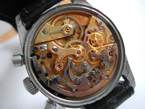 JUNGHANS J88 BUND MILITARY ISSUED GERMAN PILOTS CHRONOGRAPH CIRCA 1960 - ADDITIONAL PHOTO 11
