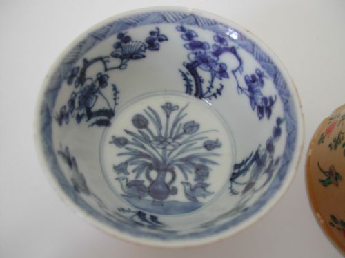 PAIR CHINESE FAMILLE VERTE CAFE AU LAITE TEA BOWLS KANGXI - ADDITIONAL PHOTO 6