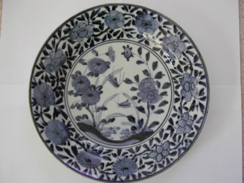 japanese arita blue and white cicada dish circa 1690 - CATEGORY: ANTIQUE CERAMICS - DATED BEFORE 1700