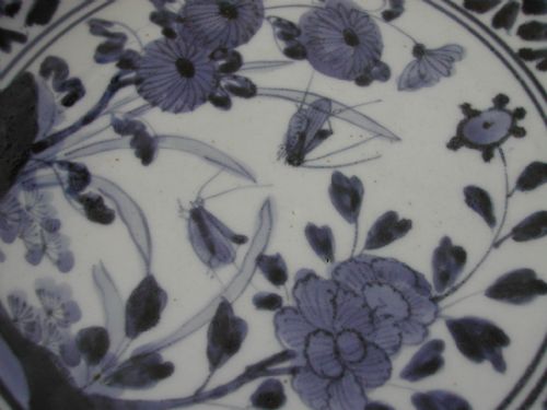 JAPANESE ARITA BLUE AND WHITE CICADA DISH CIRCA 1690 - ADDITIONAL PHOTO 6