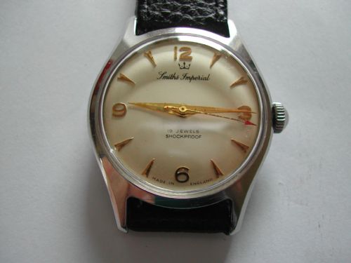 A FINE BOXED SMITHS STAINLESS STEEL WATERPROOF CASED IMPERIAL WATCH CIRCA 1960 - ADDITIONAL PHOTO 2