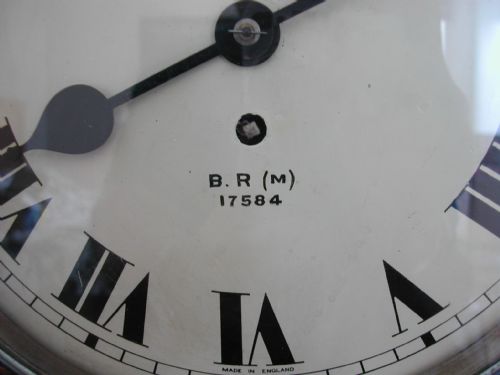 A GOOD BRITISH RAIL MIDLAND WALL CLOCK BY SMITHS NO17584 POST 1948 - ADDITIONAL PHOTO 1