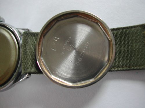 A RARE RCAF ROYAL CANADIAN AIR FORCE PILOTS WATCH NO W1602 DATED 1942 - ADDITIONAL PHOTO 9
