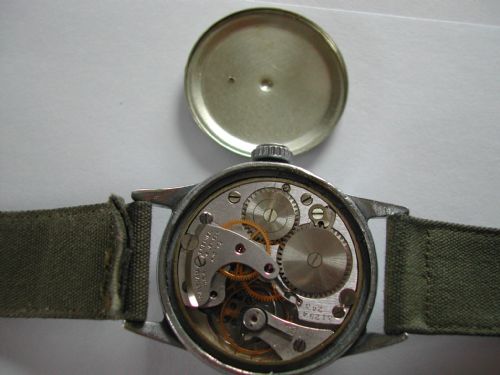 A RARE RCAF ROYAL CANADIAN AIR FORCE PILOTS WATCH NO W1602 DATED 1942 - ADDITIONAL PHOTO 10