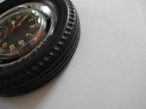 A RARE AMERICAN BULOVA FOR B F GOODRICH TYRE MAKER SMALL DESK WATCH CIRCA 1950 - ADDITIONAL PHOTO 4