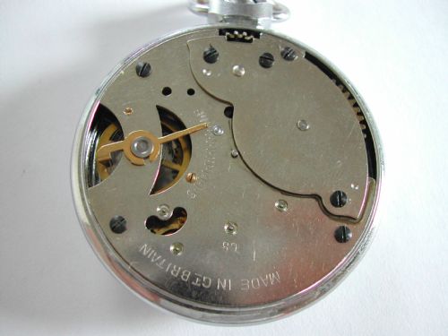 A RARE SMITHS EMPIRE DONALD CAMPBELL COMMEMORATIVE LAND SEA SPEED RECORD POCKET WATCH CIRCA 1968 - ADDITIONAL PHOTO 6