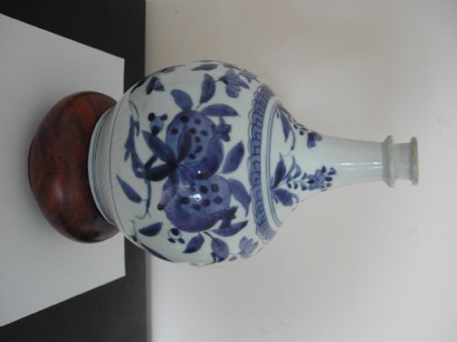 JAPANESE ARITA BLUE AND WHITE GALLIPOT DATING TO THE LATE 17TH CENTURY - ADDITIONAL PHOTO 12