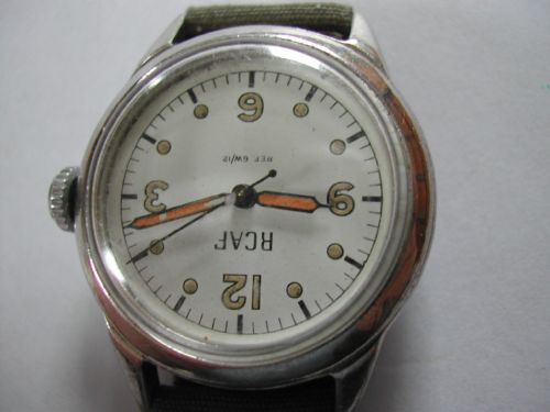 A RARE RCAF ROYAL CANADIAN AIR FORCE PILOTS WATCH NO W315142 DATED 1942 - ADDITIONAL PHOTO 4
