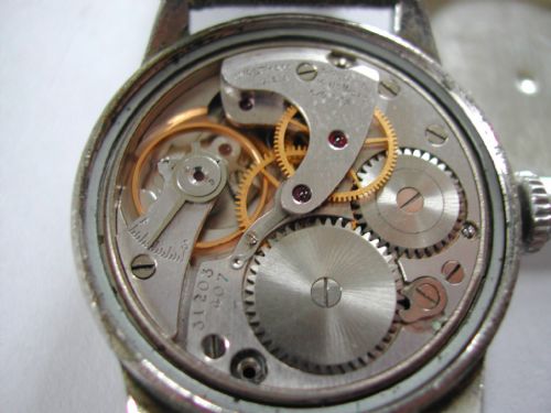 A RARE RCAF ROYAL CANADIAN AIR FORCE PILOTS WATCH NO W315142 DATED 1942 - ADDITIONAL PHOTO 12