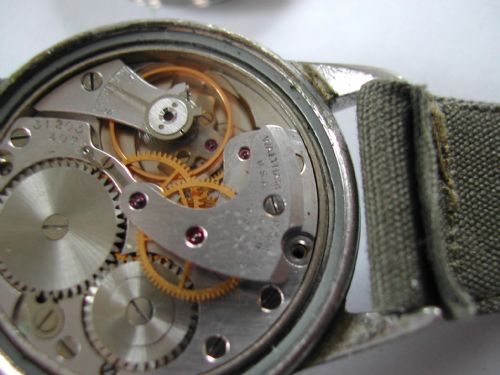 A RARE RCAF ROYAL CANADIAN AIR FORCE PILOTS WATCH NO W315142 DATED 1942 - ADDITIONAL PHOTO 14