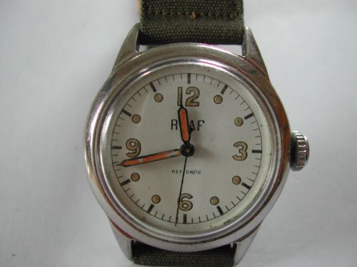 A RARE RCAF ROYAL CANADIAN AIR FORCE PILOTS WATCH NO W315142 DATED 1942 - ADDITIONAL PHOTO 16