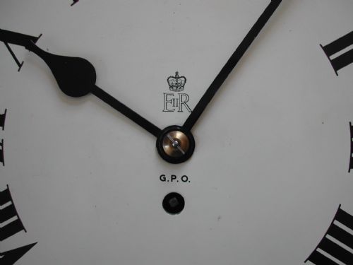 A MAGNIFICENT OCTAGONAL MAHOGANY CASED QUEEN ELIZABETH 11 ROYAL CYPHER POST OFFICE CLOCK NO EFW 531 AND 25513 DATED 1953 BY F W ELLIOTT - ADDITIONAL PHOTO 2