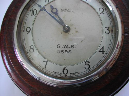 RESERVED KW GREAT WESTERN RAILWAY 8DAY SIGNAL BOX PORK PIE TOOL CLOCK NO 0596 BY SMITH DATING PRE1939 - ADDITIONAL PHOTO 1