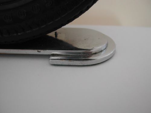 SMITHS PROMOTIONAL GOODYEAR TYRE AND VAUXHALL CARS DESK CLOCK CIRCA 1950S - ADDITIONAL PHOTO 7