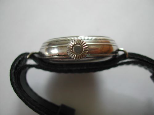 A GOOD WW1 WRISTLET BY BUREN WITH SILVER SCREW FRONT AND BACK CASE CIRCA 1916 - ADDITIONAL PHOTO 8