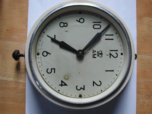 SMITHS RAF ISSUE WALL CLOCK DATED 1951 IN RARE WHITE PLASTIC CASE - ADDITIONAL PHOTO 1