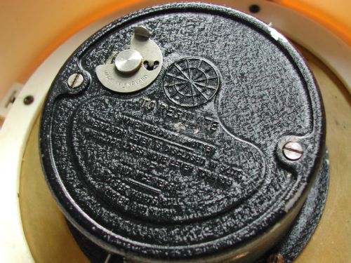 SMITHS RAF ISSUE WALL CLOCK DATED 1951 IN RARE WHITE PLASTIC CASE - ADDITIONAL PHOTO 8
