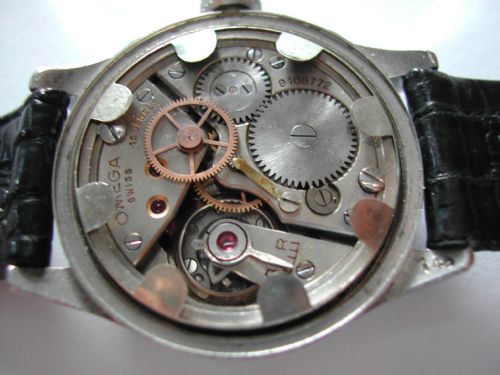 OMEGA CENTRE SECONDS WRISTWATCH FROM THE WW2 PERIOD DATED 1941 - ADDITIONAL PHOTO 9