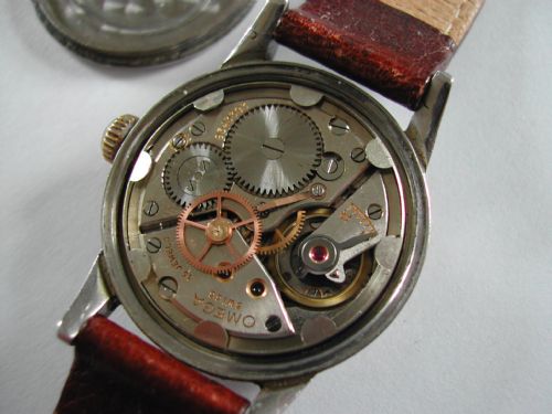 OMEGA ROSE GOLD CAPPED WW2 MILITARY DESIGN CENTRE SECONDS WATERPROOF WATCH DATED 1943 - ADDITIONAL PHOTO 3
