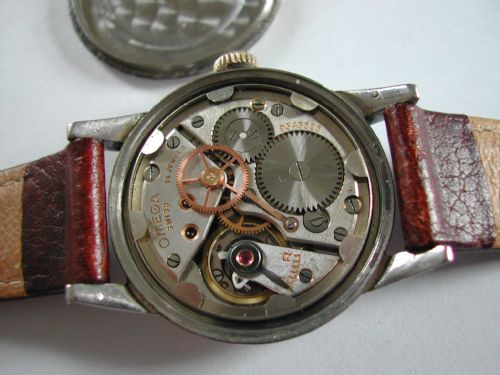 OMEGA ROSE GOLD CAPPED WW2 MILITARY DESIGN CENTRE SECONDS WATERPROOF WATCH DATED 1943 - ADDITIONAL PHOTO 4