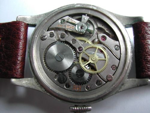 RARE WW2 RAF ISSUED EBEL PILOTS WATCH SUPPLIED BY THE GOLDSMITHS SILVERSMITHS CO LTD ISSUE NO 1318440 DATED 1940 - ADDITIONAL PHOTO 7