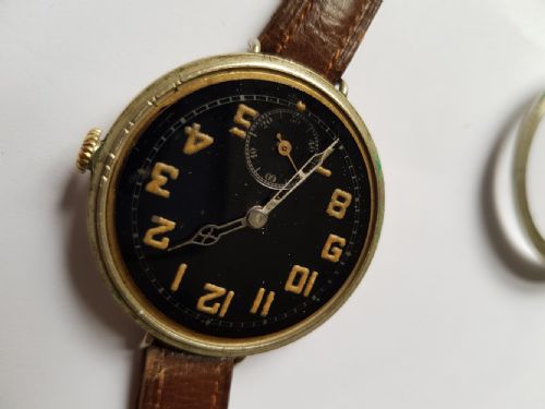 FOR SALE THIS RARE WW1 MILITARY ISSUED BLACK DIAL TRENCH WATCH DATING TO 1917 - ADDITIONAL PHOTO 12
