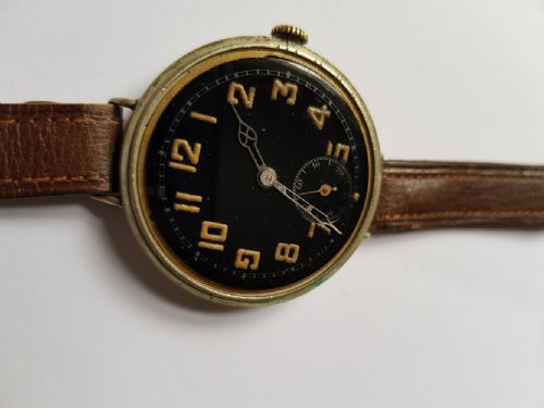 FOR SALE THIS RARE WW1 MILITARY ISSUED BLACK DIAL TRENCH WATCH DATING TO 1917 - ADDITIONAL PHOTO 13