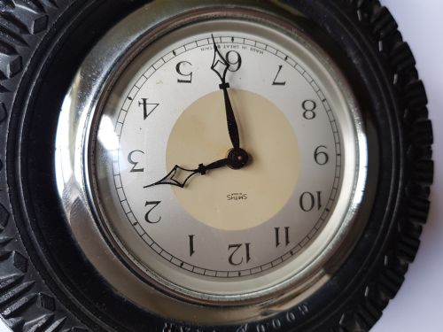 SMITHS PROMOTIONAL ADVERTISING GOODYEAR TYRE DESK CLOCK CIRCA 1950S - ADDITIONAL PHOTO 8