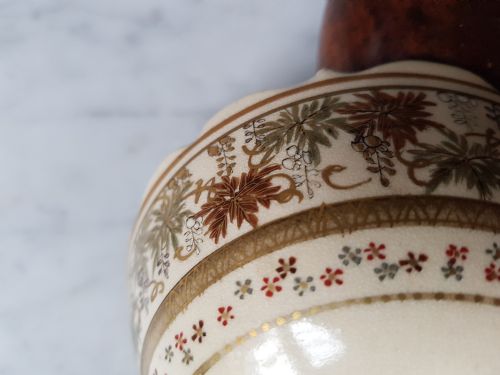 JAPANESE SATSUMA BOWL WITH LOBBED SLIGHTLY EVERTED RIM MEIJI PERIOD - ADDITIONAL PHOTO 8
