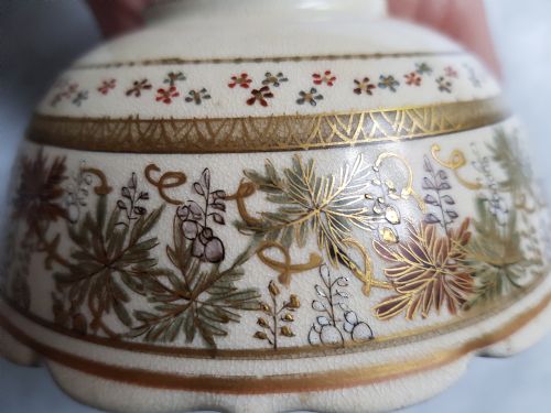 JAPANESE SATSUMA BOWL WITH LOBBED SLIGHTLY EVERTED RIM MEIJI PERIOD - ADDITIONAL PHOTO 11