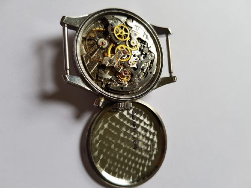 A RARE RCAF ROYAL CANADIAN AIR FORCE PILOTS SINGLE BUTTON CHRONOGRAPH BY RODANIA REF SERIAL NO 1287 6W16 S 4449H DATING CIRCA 1955 - ADDITIONAL PHOTO 9