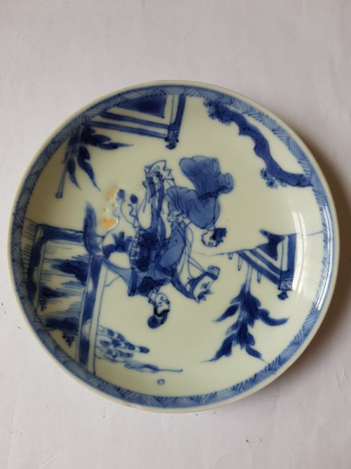 CHINESE BLUE AND WHITE DISH FORMERLY IN THE GODDEN COLLECTION DATING TO THE YONGZHENG PERIOD 17231735 - ADDITIONAL PHOTO 2